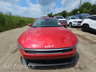 2025 Kia K4 LXS - miniatura 2
