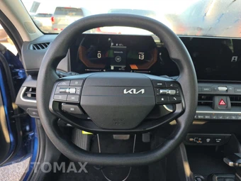 2025 Kia K4 LXS - miniatura 10