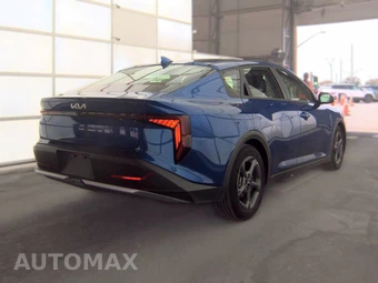 2025 Kia K4 LXS - miniatura 4