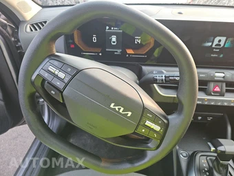 2025 Kia K4 LXS - miniatura 10