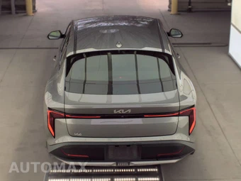 2025 Kia K4 LXS - miniatura 5