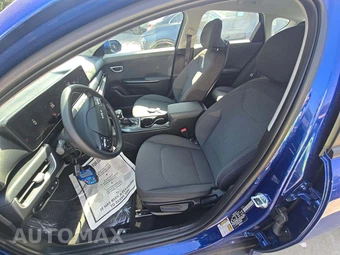 2025 Kia K4 LXS - miniatura 6