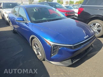 2025 Kia K4 LXS - miniatura 3