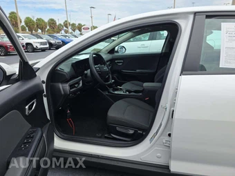 2025 Kia K4 LXS - miniatura 6