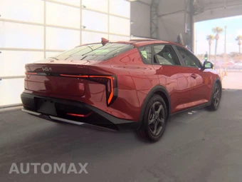 2025 Kia K4 LXS - miniatura 4