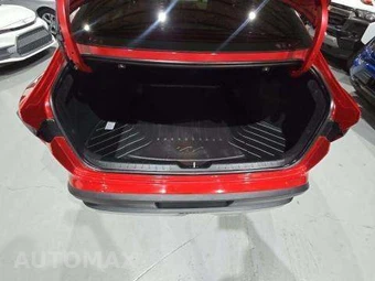 2025 Kia K4 LXS - miniatura 15