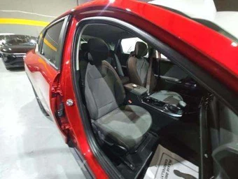 2025 Kia K4 LXS - miniatura 19