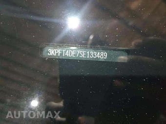 2025 Kia K4 LXS - miniatura 6