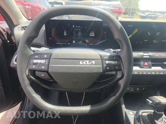 2025 Kia K4 LXS - miniatura 10