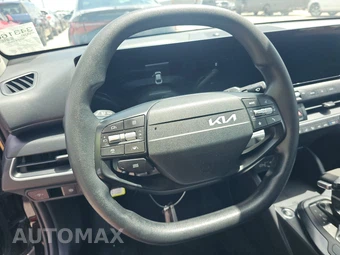 2025 Kia K4 LXS - miniatura 10