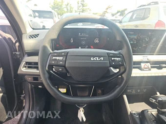 2025 Kia K4 LXS - miniatura 10