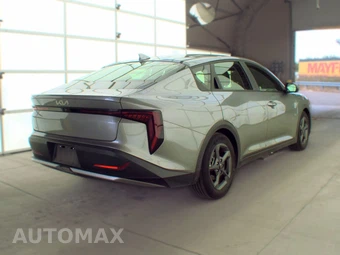 2025 Kia K4 LXS - miniatura 4