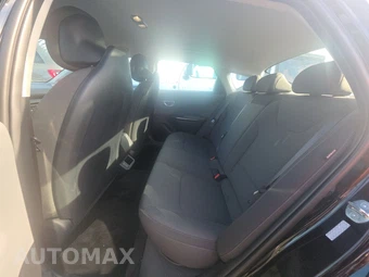 2025 Kia K4 LXS - miniatura 13