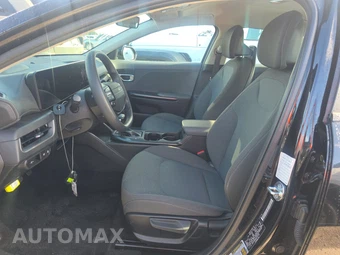 2025 Kia K4 LXS - miniatura 7