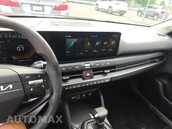 2025 Kia K4 LXS - miniatura 11