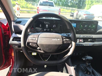 2025 Kia K4 LXS - miniatura 10