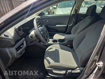 2025 Kia K4 LXS - miniatura 13