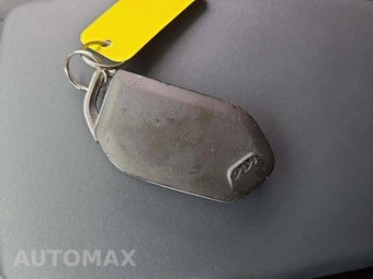 2025 Kia K4 LXS - miniatura 5