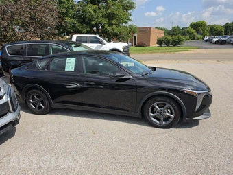 2025 Kia K4 LXS - miniatura 4