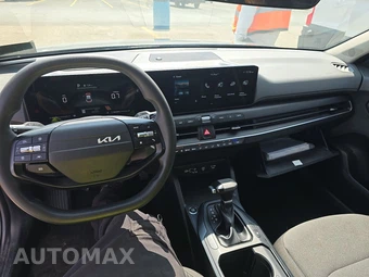 2025 Kia K4 LXS - miniatura 11