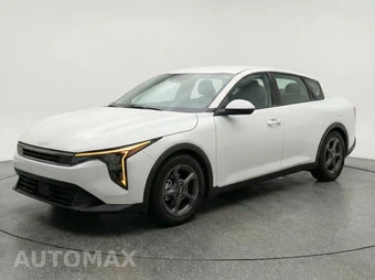 2025 Kia K4 LXS - miniatura 3