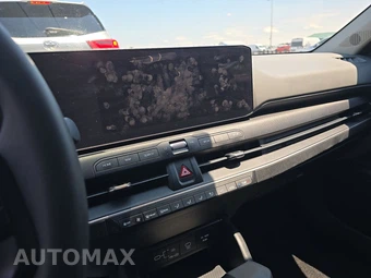 2025 Kia K4 LXS - miniatura 11