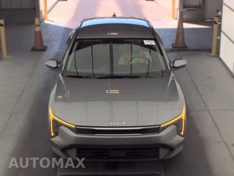 2025 Kia K4 LXS - miniatura 2