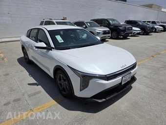 2025 Kia K4 LXS - miniatura 13