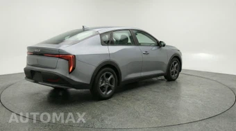 2025 Kia K4 LXS - miniatura 7