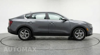 2025 Kia K4 LXS - miniatura 8