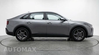 2025 Kia K4 LXS - miniatura 8