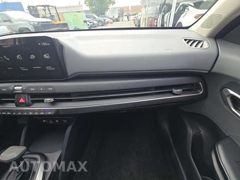 2025 Kia K4 LXS - miniatura 19