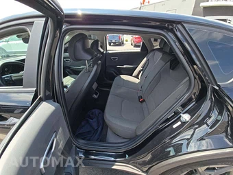 2025 Kia K4 LXS - miniatura 10
