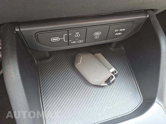 2025 Kia K4 LXS - miniatura 5