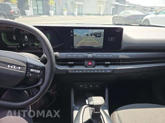 2025 Kia K4 LXS - miniatura 7