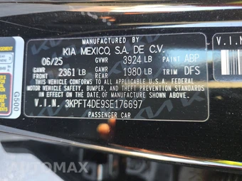 2025 Kia K4 LXS - miniatura 14