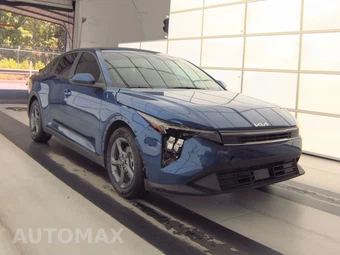 2025 Kia K4 LXS - miniatura 3