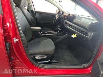 2025 Kia K4 LXS - miniatura 19
