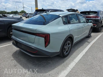 2025 Kia K4 LXS - miniatura 4