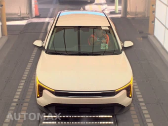 2025 Kia K4 LXS - miniatura 2