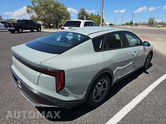 2025 Kia K4 LXS - miniatura 3