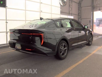 2025 Kia K4 LXS - miniatura 4