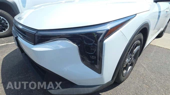2025 Kia K4 LXS - miniatura 30