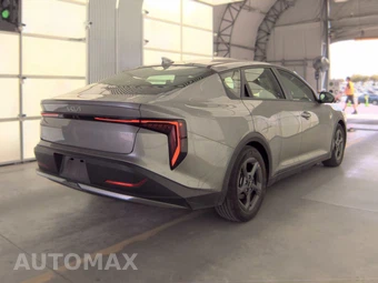 2025 Kia K4 LXS - miniatura 4