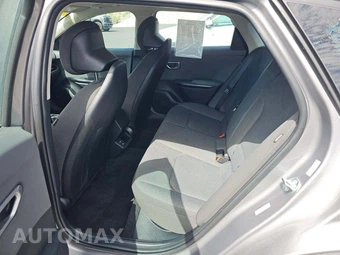 2025 Kia K4 LXS - miniatura 13