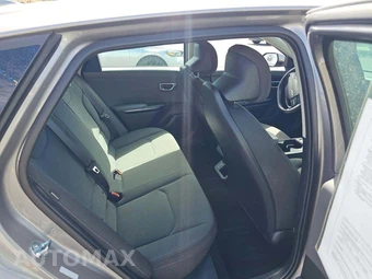 2025 Kia K4 LXS - miniatura 16