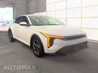 2025 Kia K4 LXS - miniatura 4