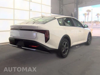 2025 Kia K4 LXS - miniatura 5