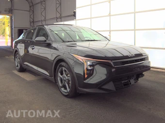 2025 Kia K4 LXS - miniatura 3