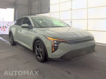 2025 Kia K4 LXS - miniatura 4